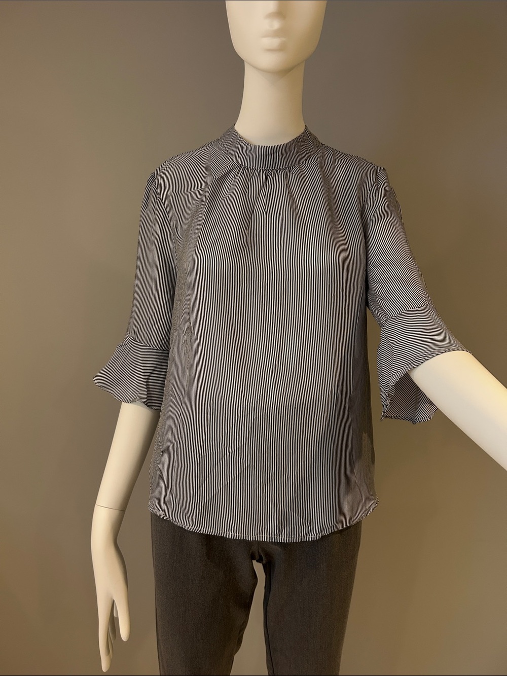 Simons ICÔNE Black and White Striped Button-Up Top